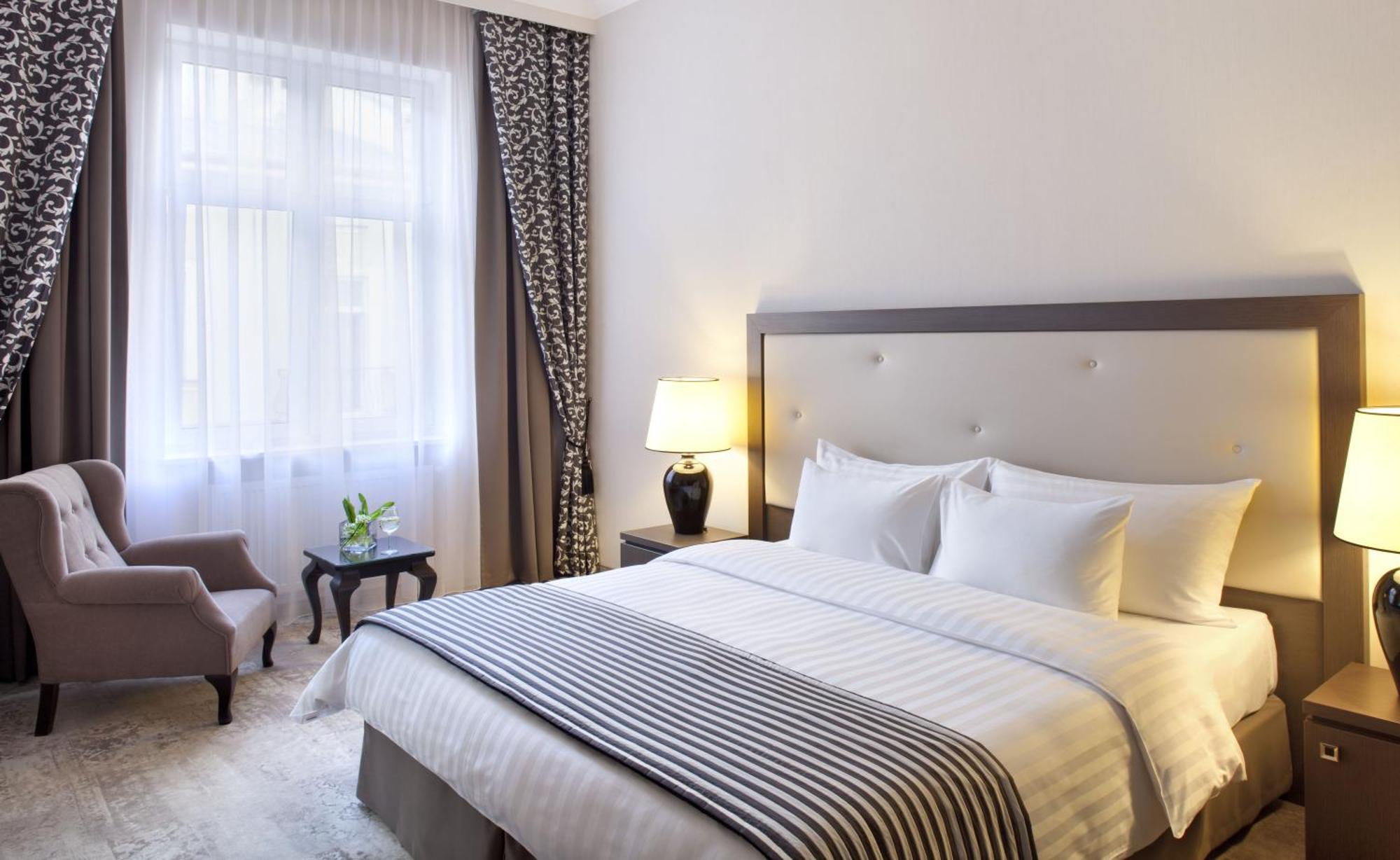 Classic Double or Twin Room,1211971909:JPEG